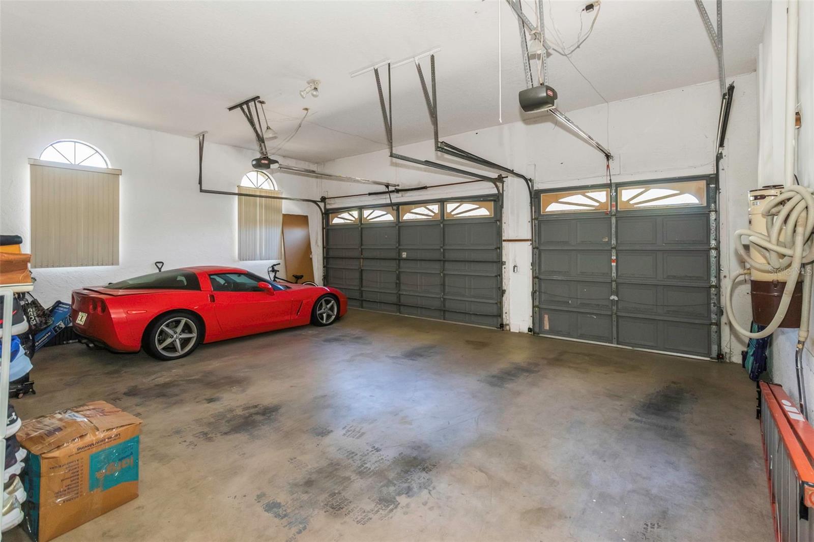 HIDDEN LAKE ESTATES - Residential