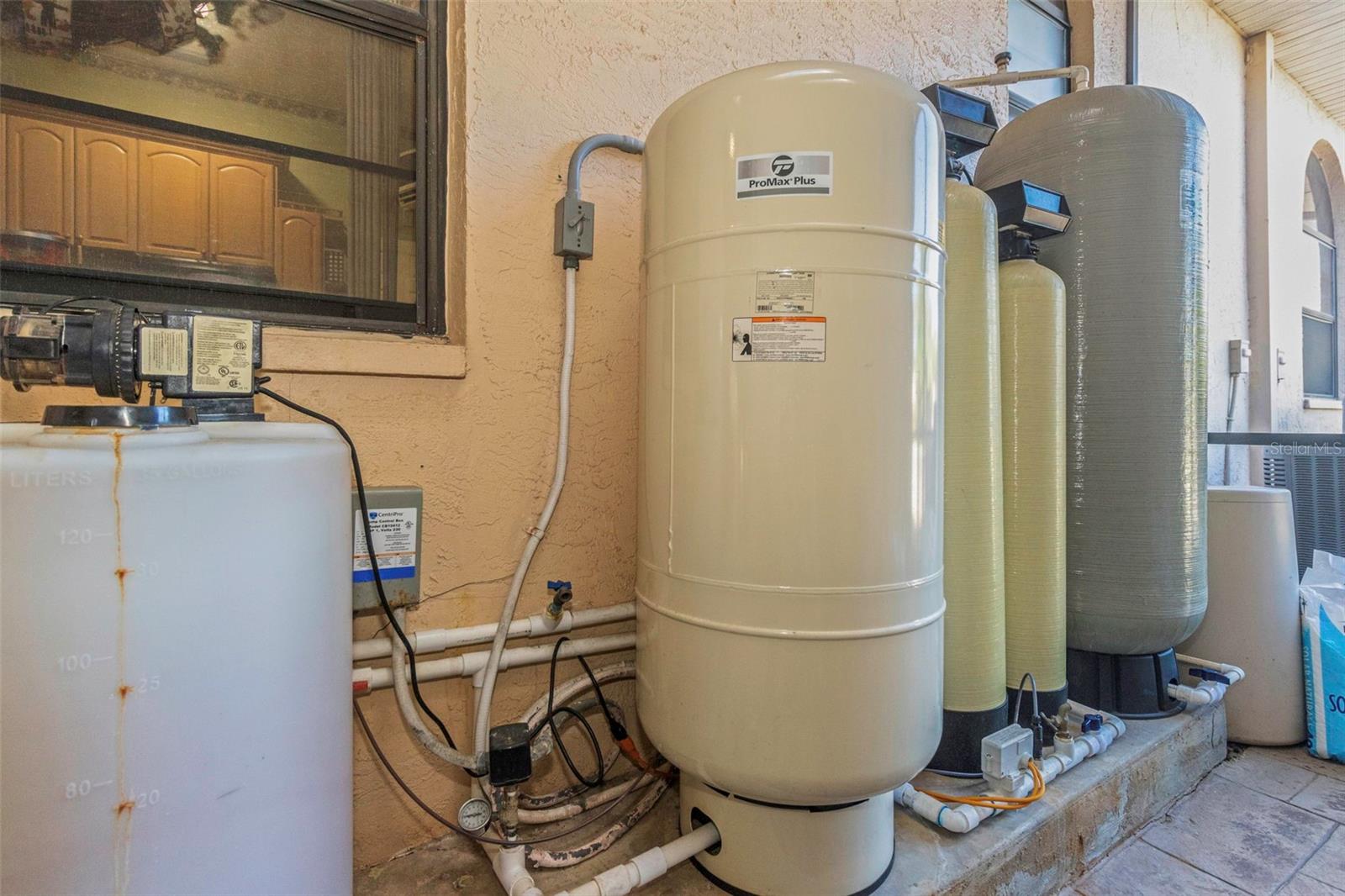 HIDDEN LAKE ESTATES - Residential