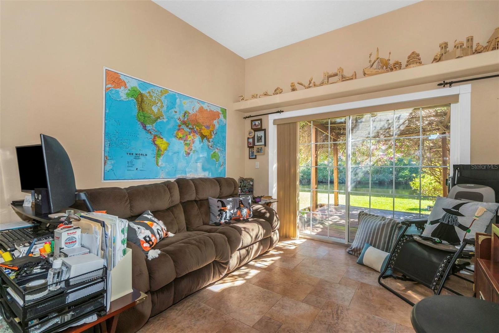 HIDDEN LAKE ESTATES - Residential