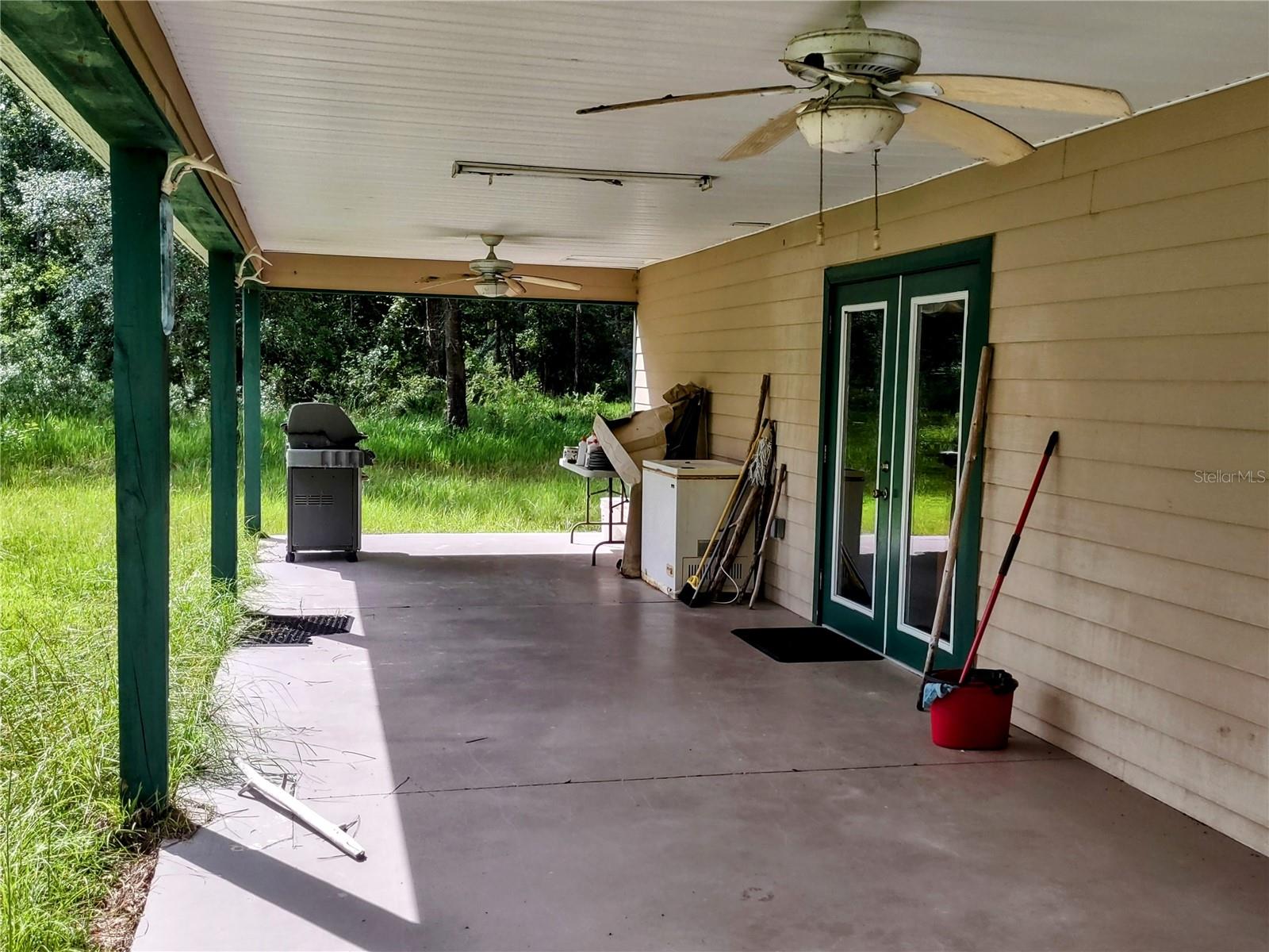 WINDING RIVER PRESERVE - Residential