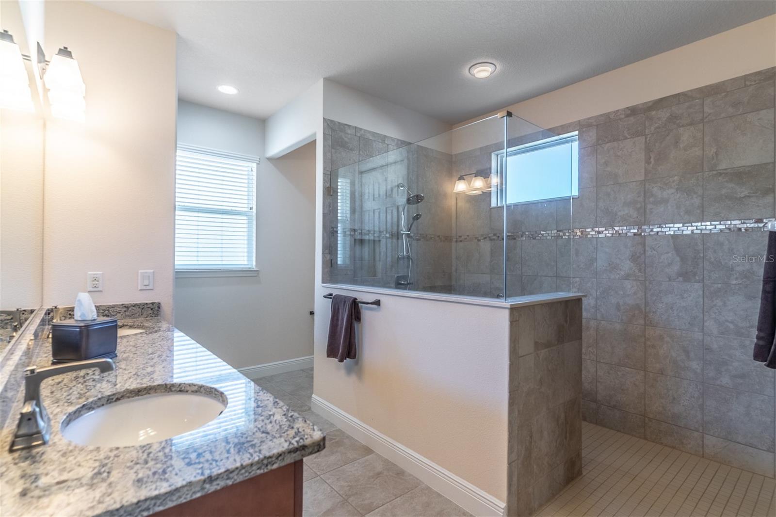 CANDLER HILLS STONEBRIDGE - Residential