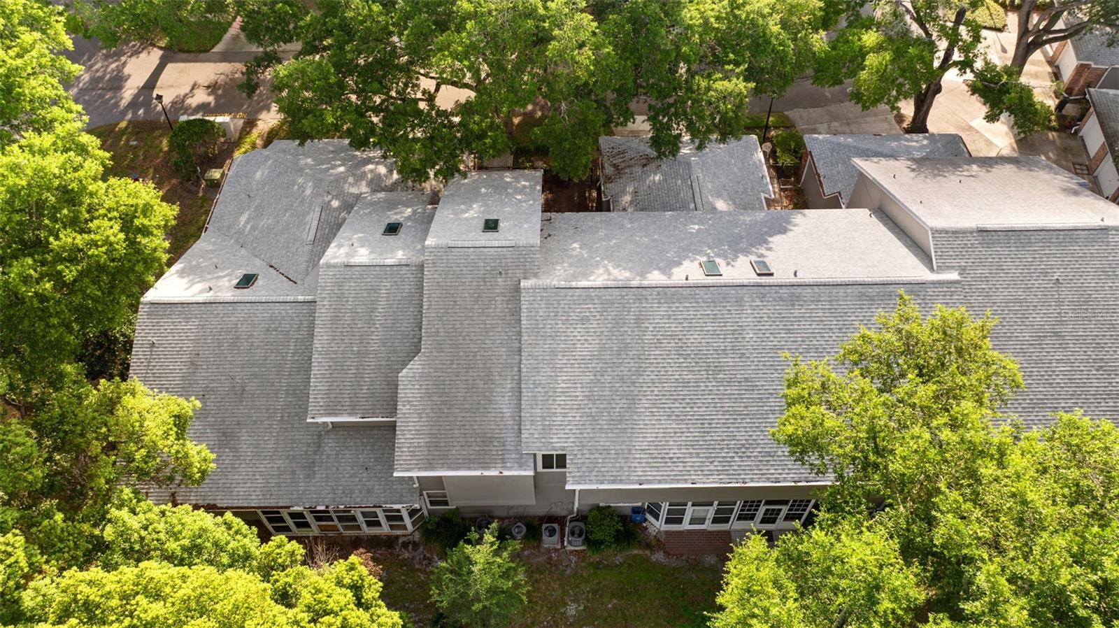 OAK HARBOUR CONDOMINIUM - Residential