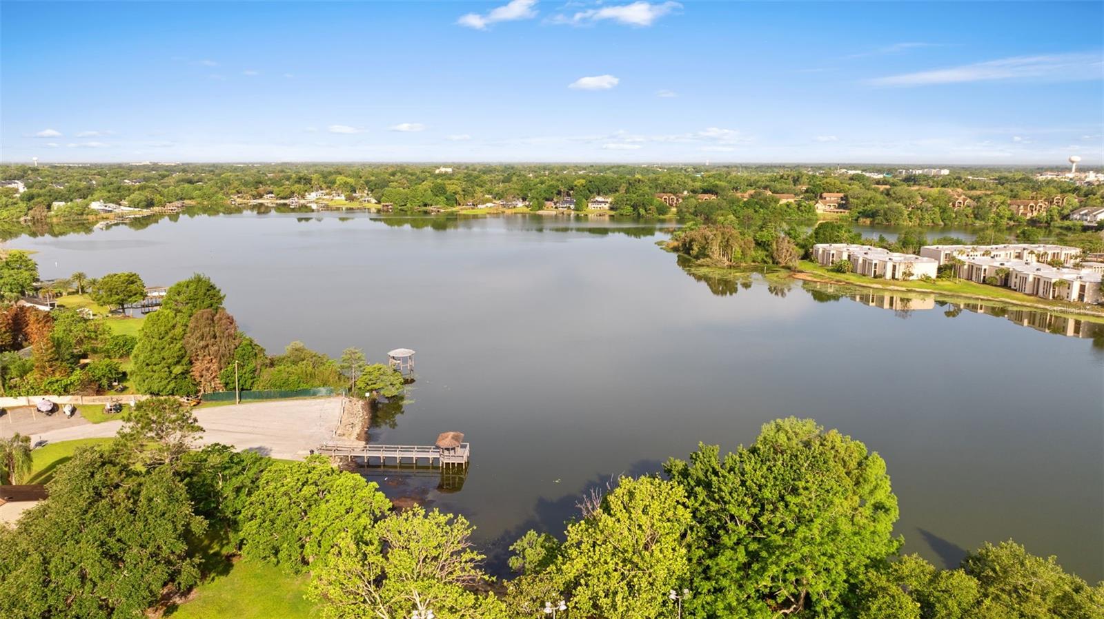 OAK HARBOUR CONDOMINIUM - Residential