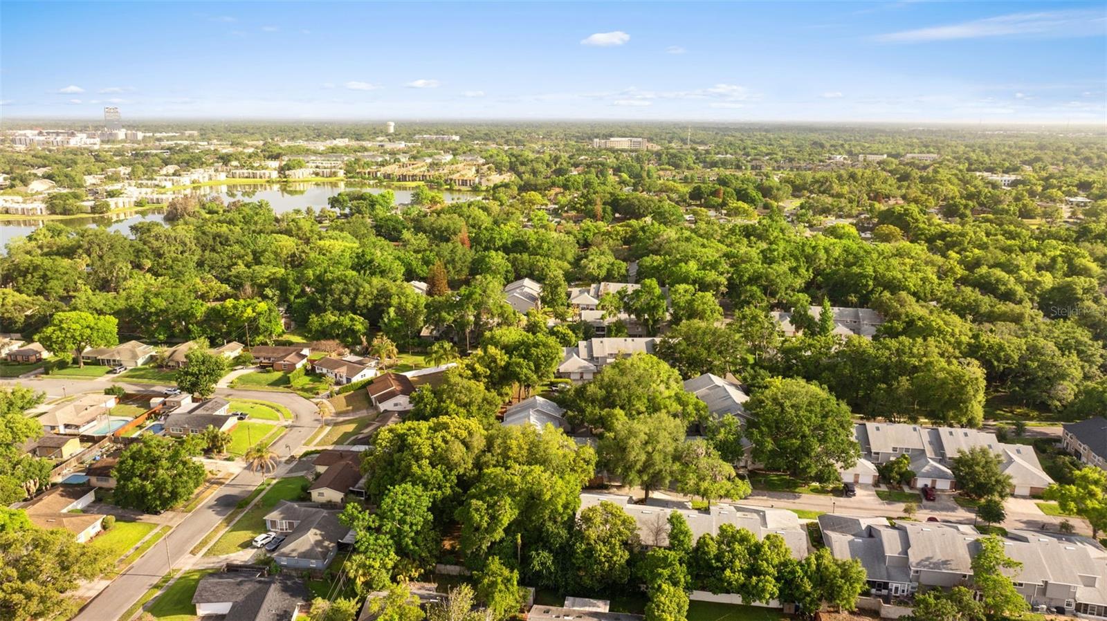 OAK HARBOUR CONDOMINIUM - Residential