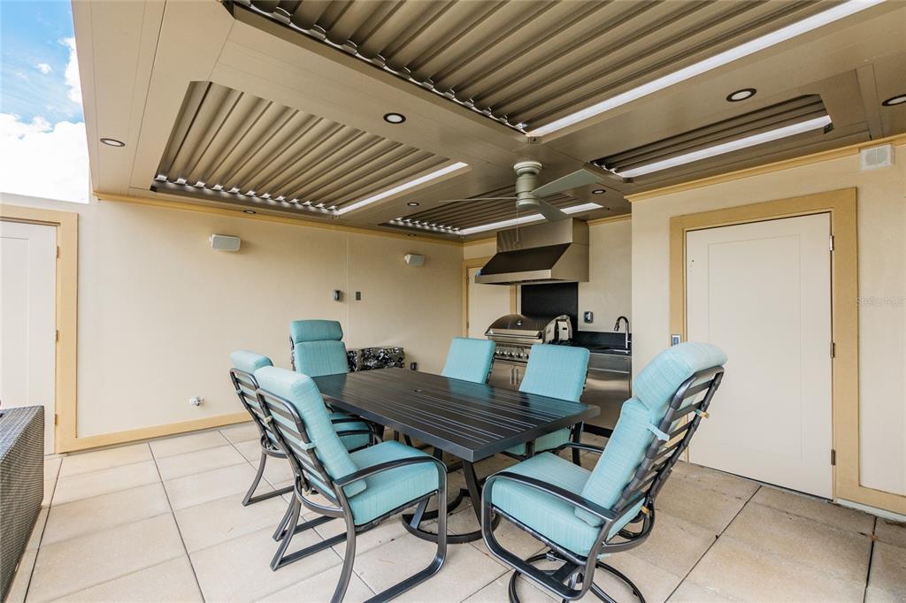 SOUTH INTERLACHEN PLACE 86/129 LOT 1 - Residential