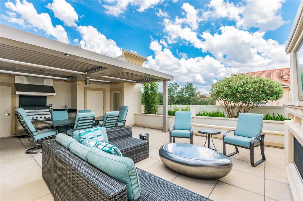 SOUTH INTERLACHEN PLACE 86/129 LOT 1 - Residential