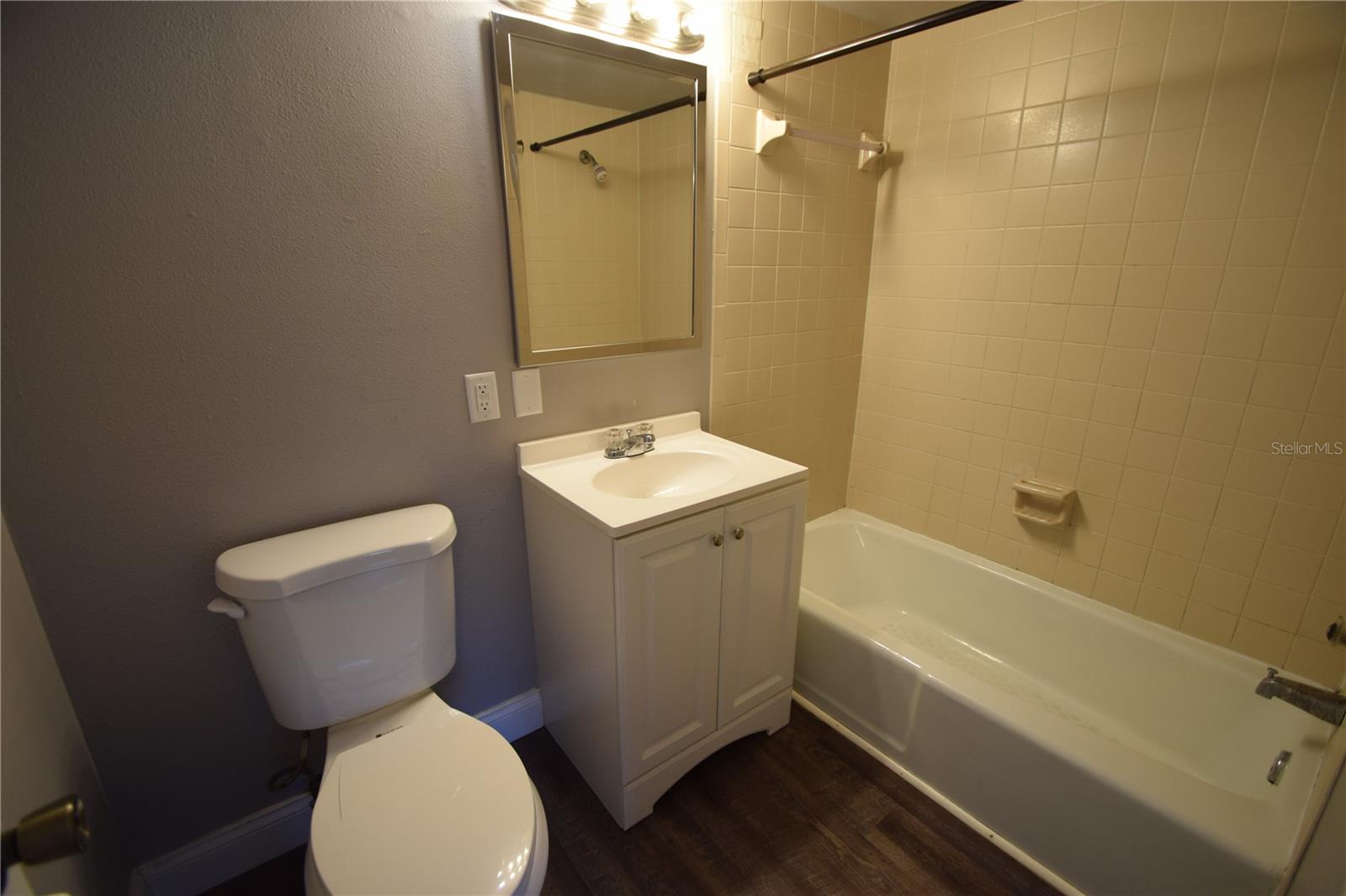 LAKE HUNTER HEIGHTS - Commercial Sale