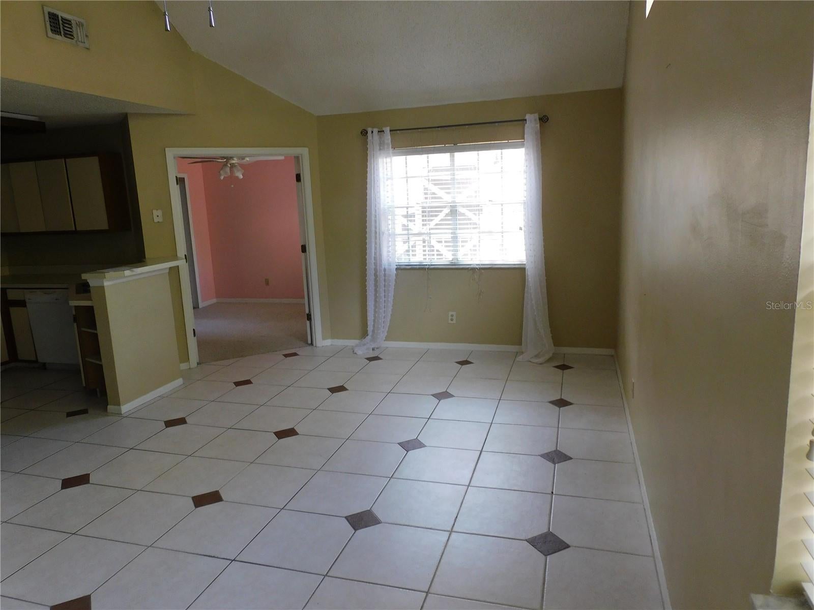 575 BLOOMINGTON COURT 28