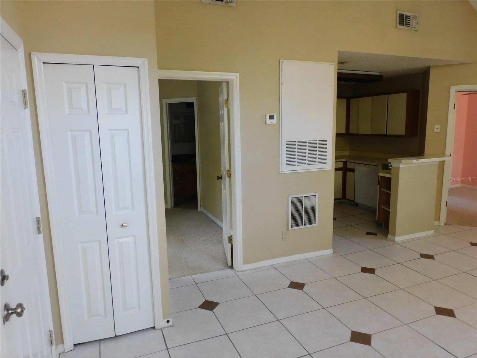575 BLOOMINGTON COURT 28