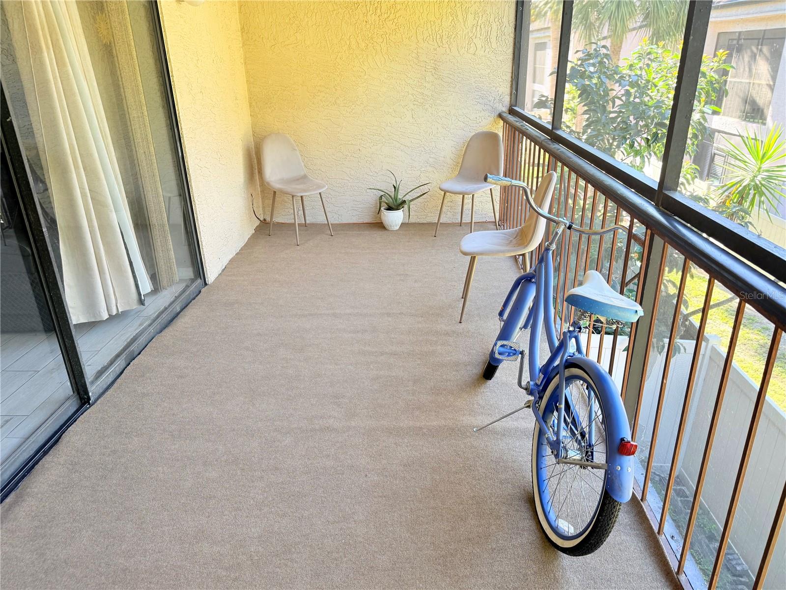 RIVER OAKS CONDO I - Residential