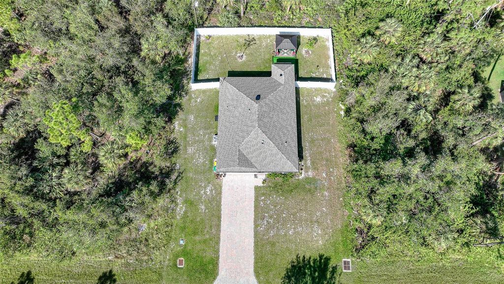 Photo of 17500 Robinson Avenue, Port Charlotte, FL 33948 (MLS # D6145810)