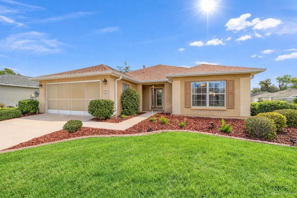 Photo of 13915 SE 94th Avenue, Summerfield, FL 34491 (MLS # OM720919)