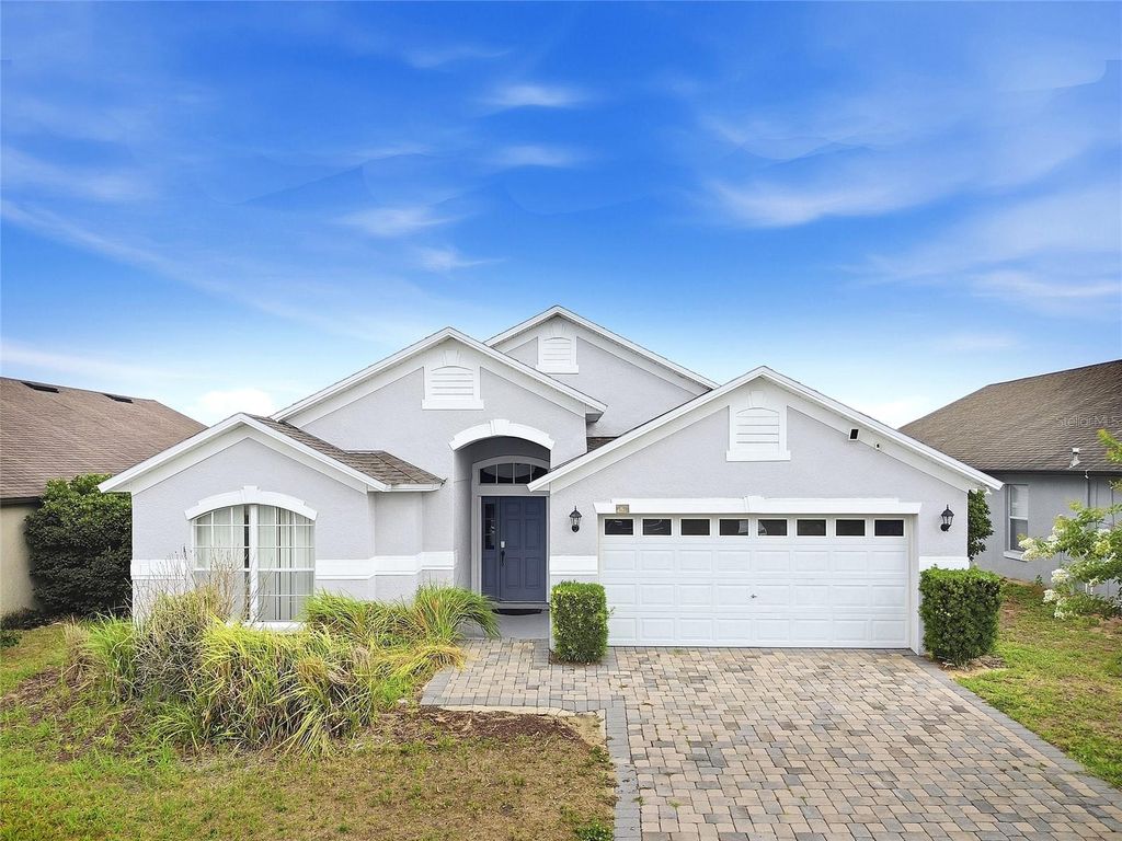 Photo of 723 Old Bridge Circle, Davenport, FL 33897 (MLS # O6411421)