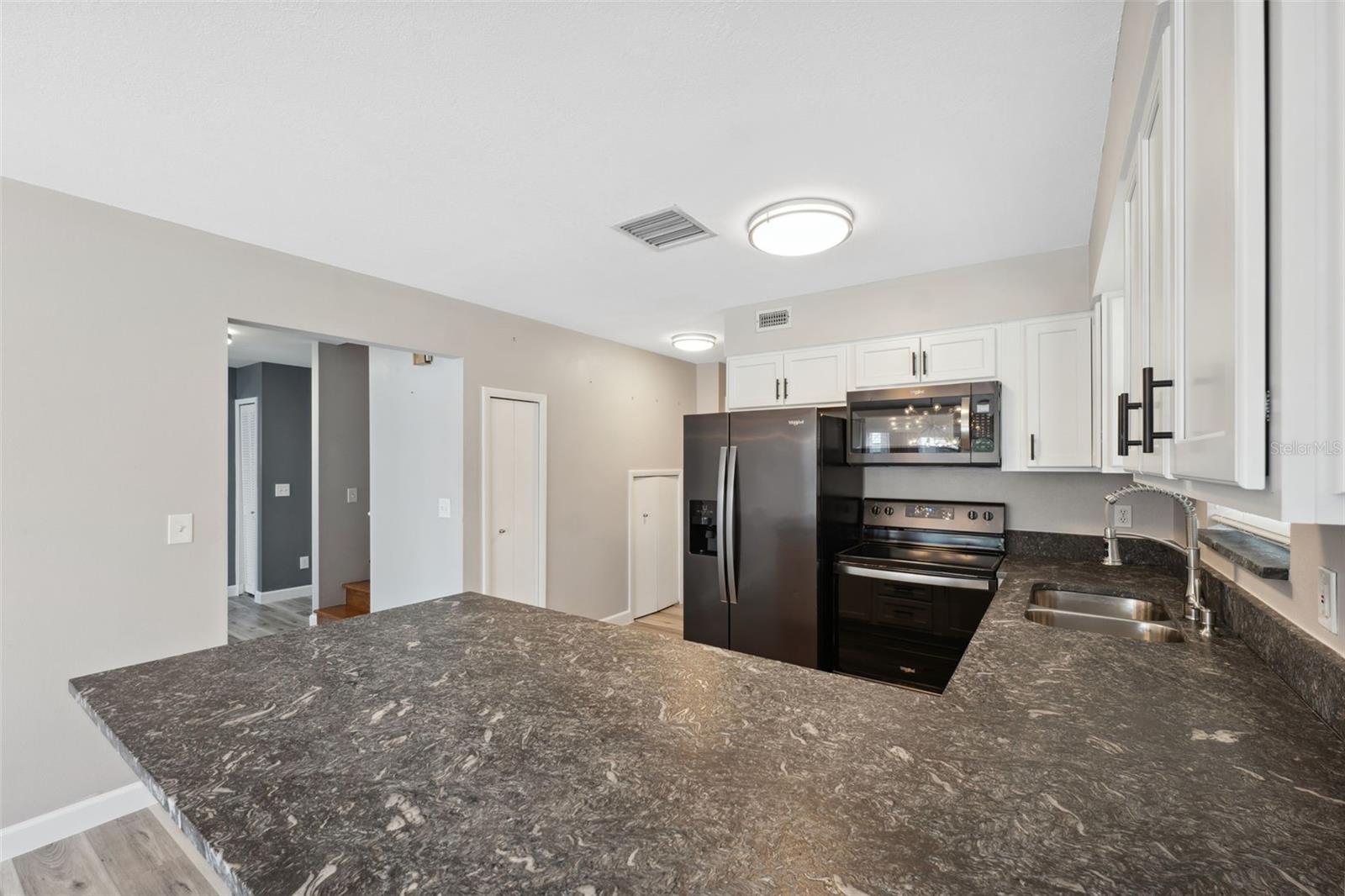 BLUE JAY WOODLANDS- PH 1 - Residential Lease