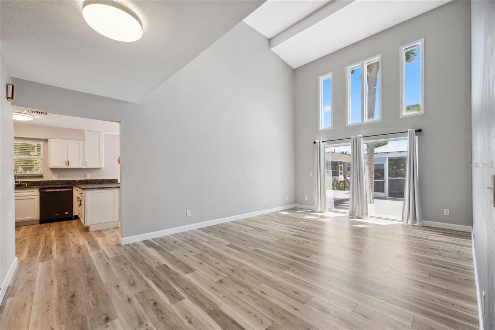 BLUE JAY WOODLANDS- PH 1 - Residential Lease