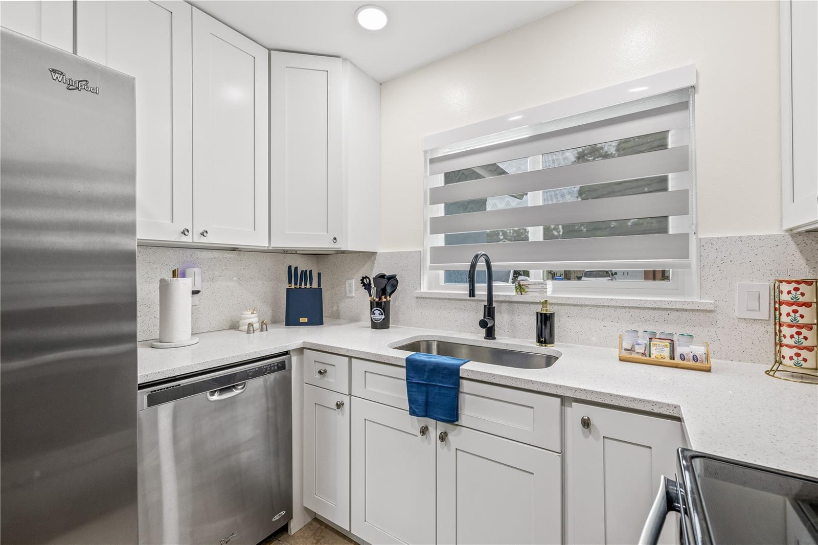 COUNTRY RUN UNIT II - Residential