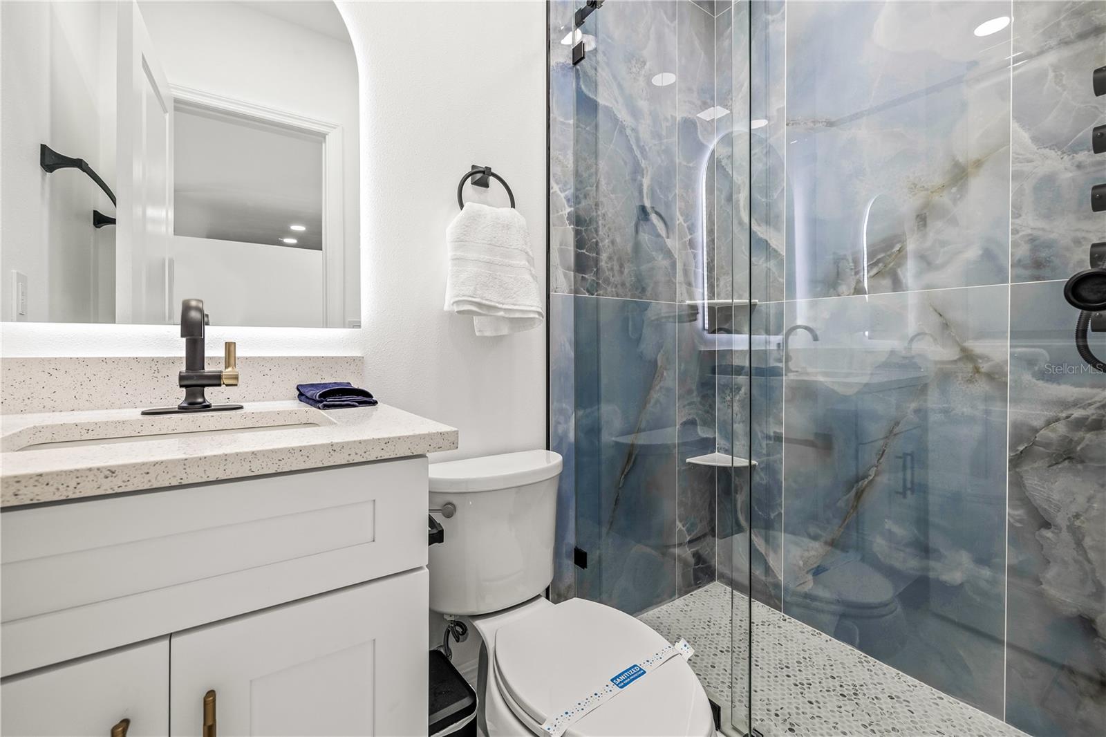 COUNTRY RUN UNIT II - Residential