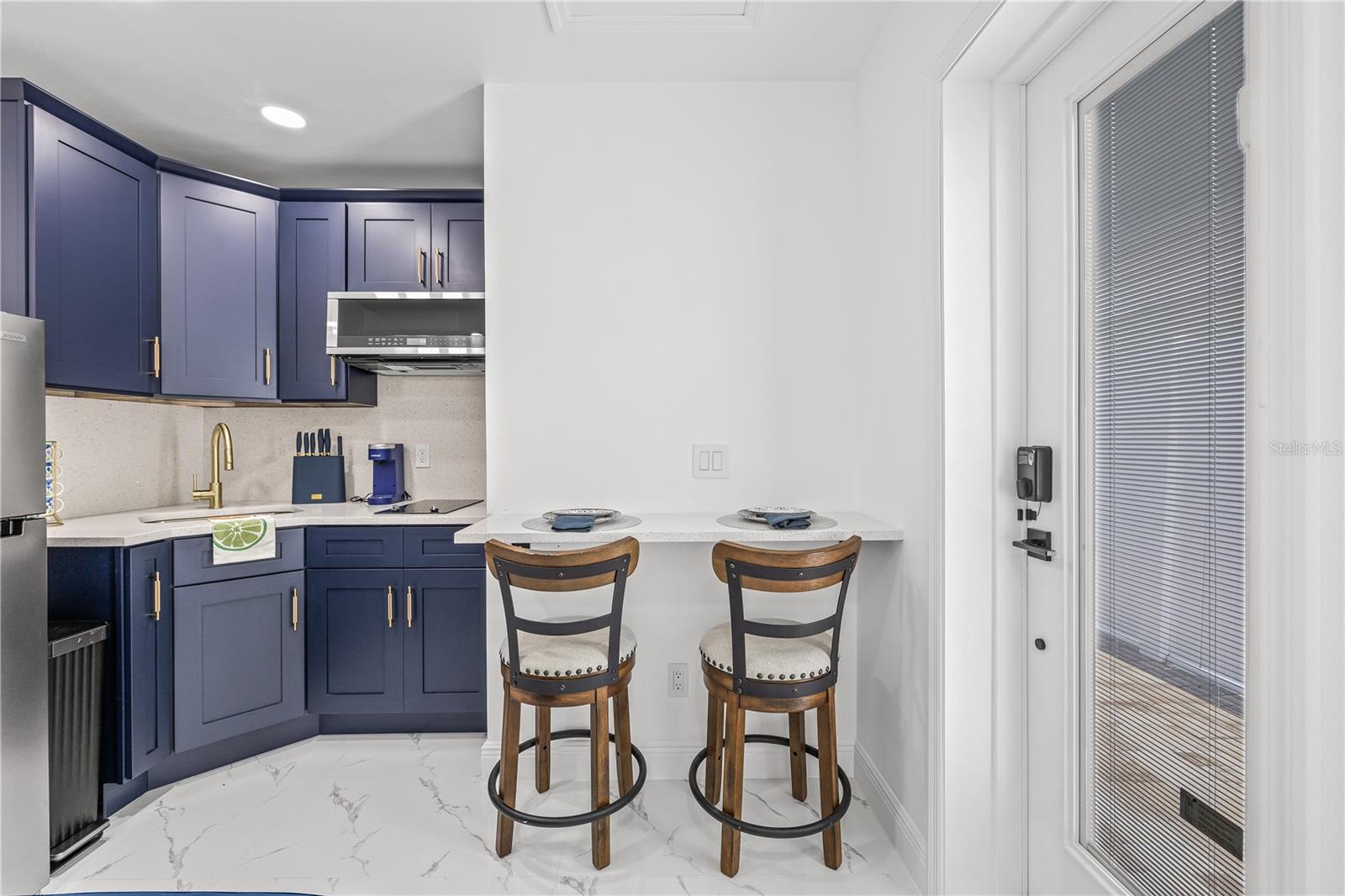 COUNTRY RUN UNIT II - Residential