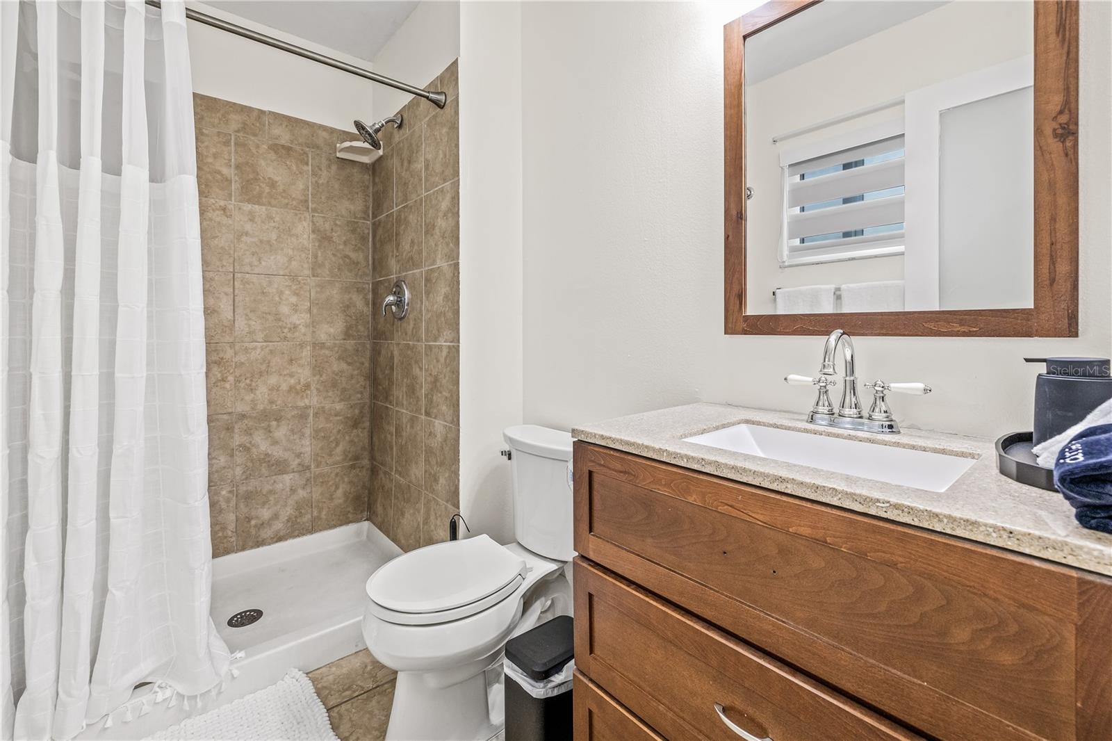 COUNTRY RUN UNIT II - Residential