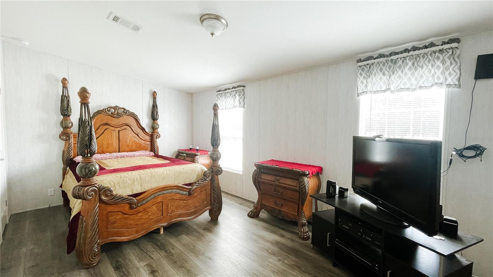 SOUTHERN COLONIZATION - Residential