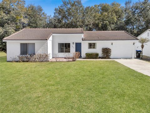 Photo of 10814 Wheaton Court, Orlando, FL 32821 (MLS # O6380661)