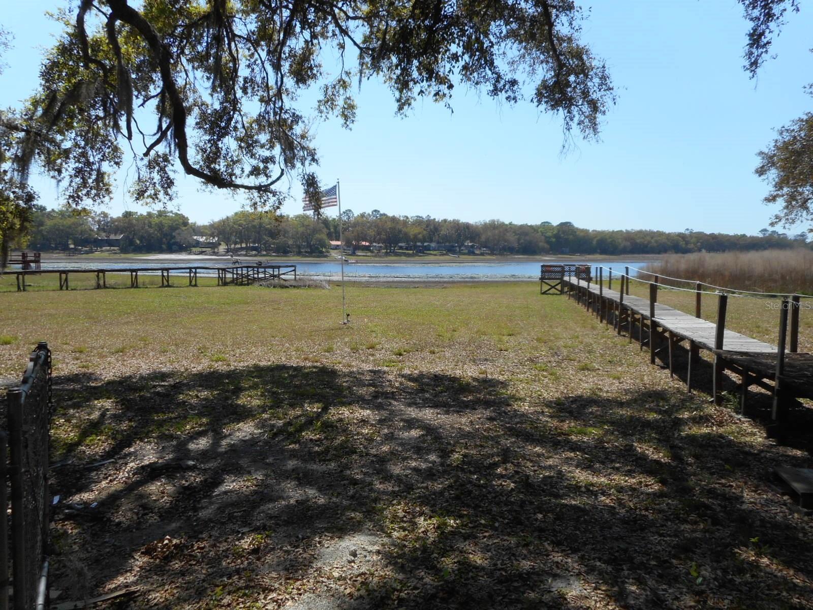 RAINBOW LAKES ESTATES - Residential