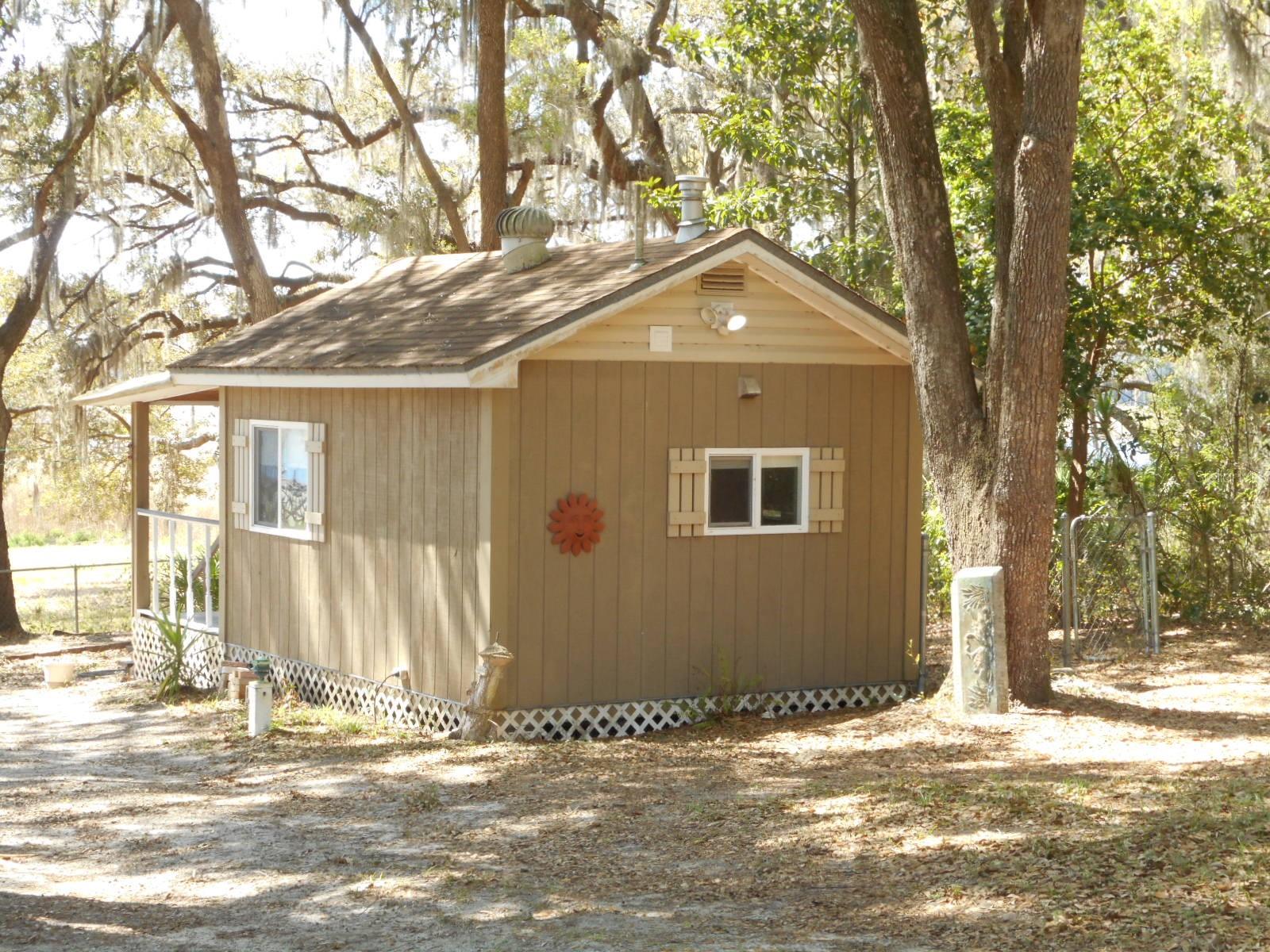 880 SW SHOREWOOD DRIVE