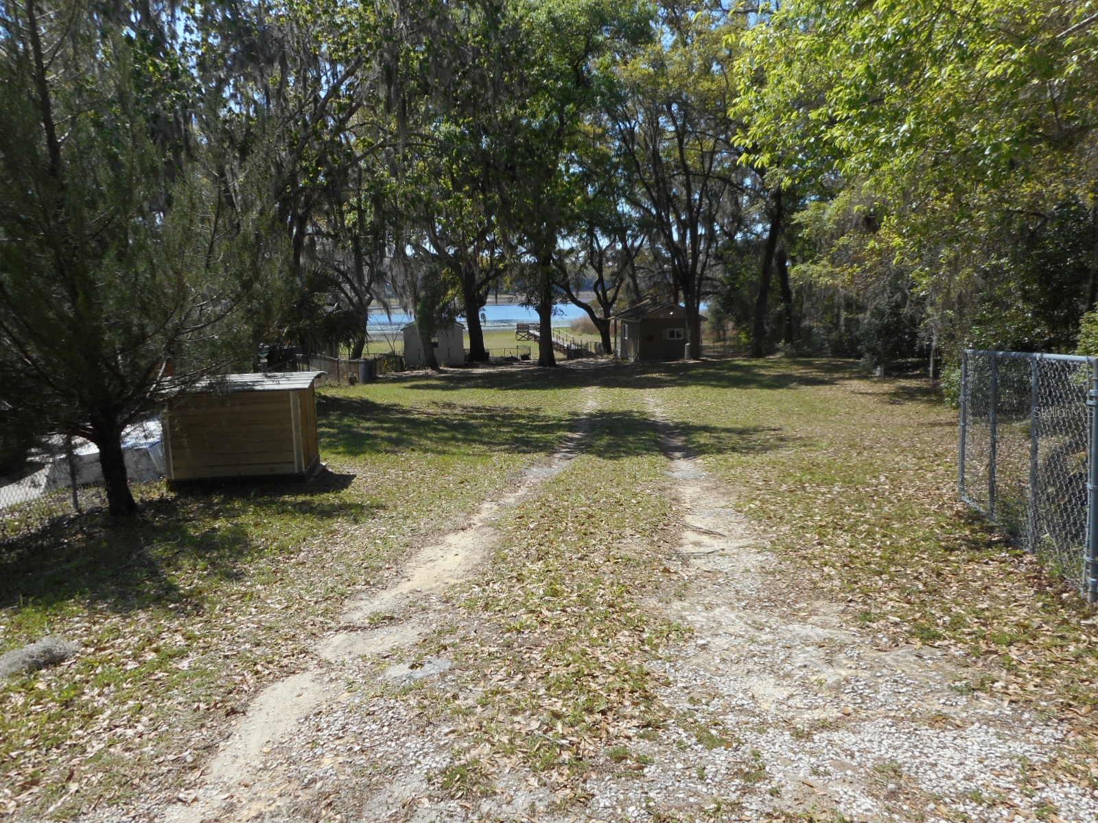 RAINBOW LAKES ESTATES - Residential