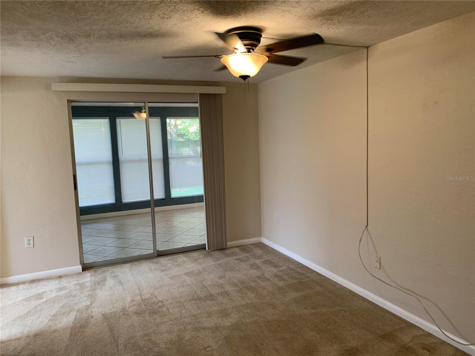 VILLAGE GREEN CLUB ESTATES - Residential Lease