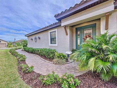 A home in PALMETTO