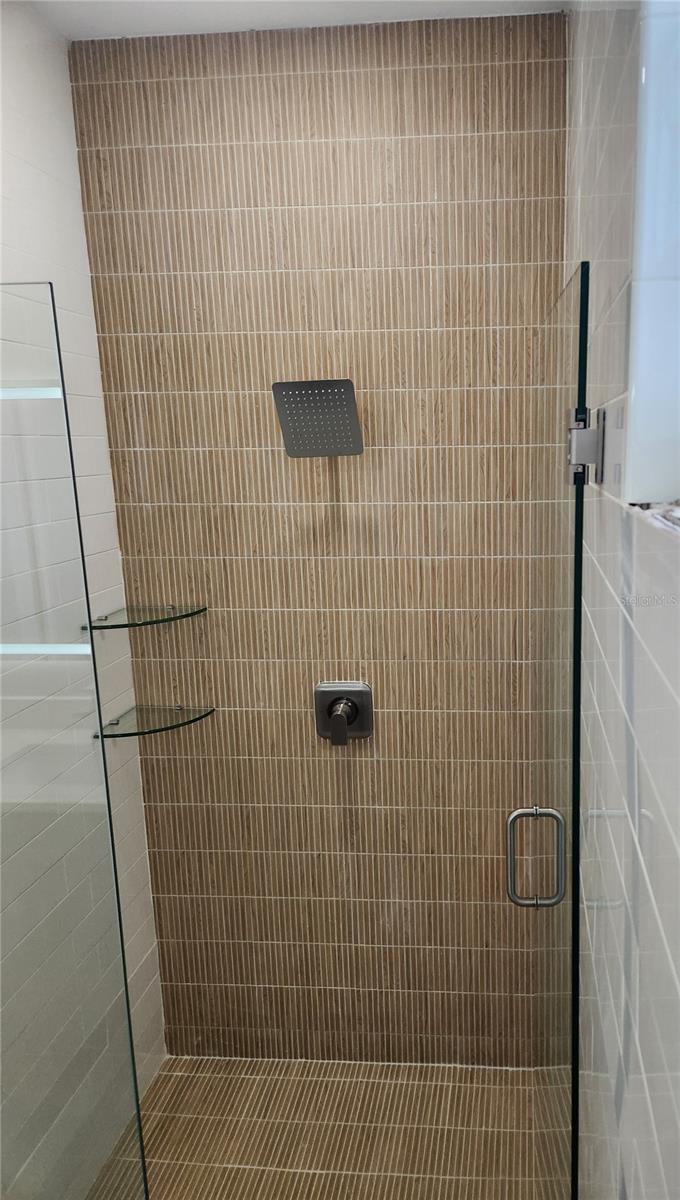 COLLEGE VILLAGE SUB - Residential