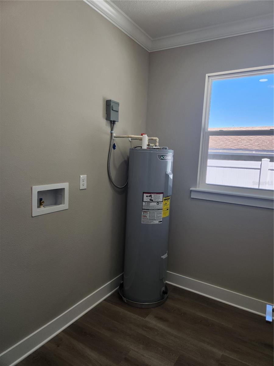 COLLEGE VILLAGE SUB - Residential