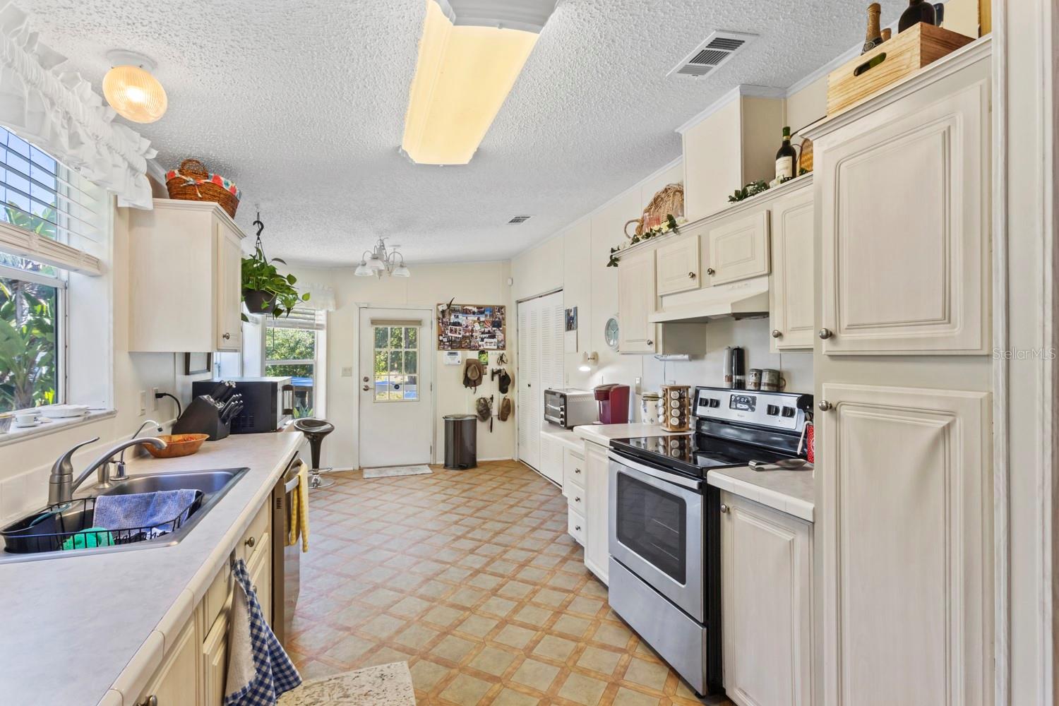 PINE RIDGE ESTATES - Residential