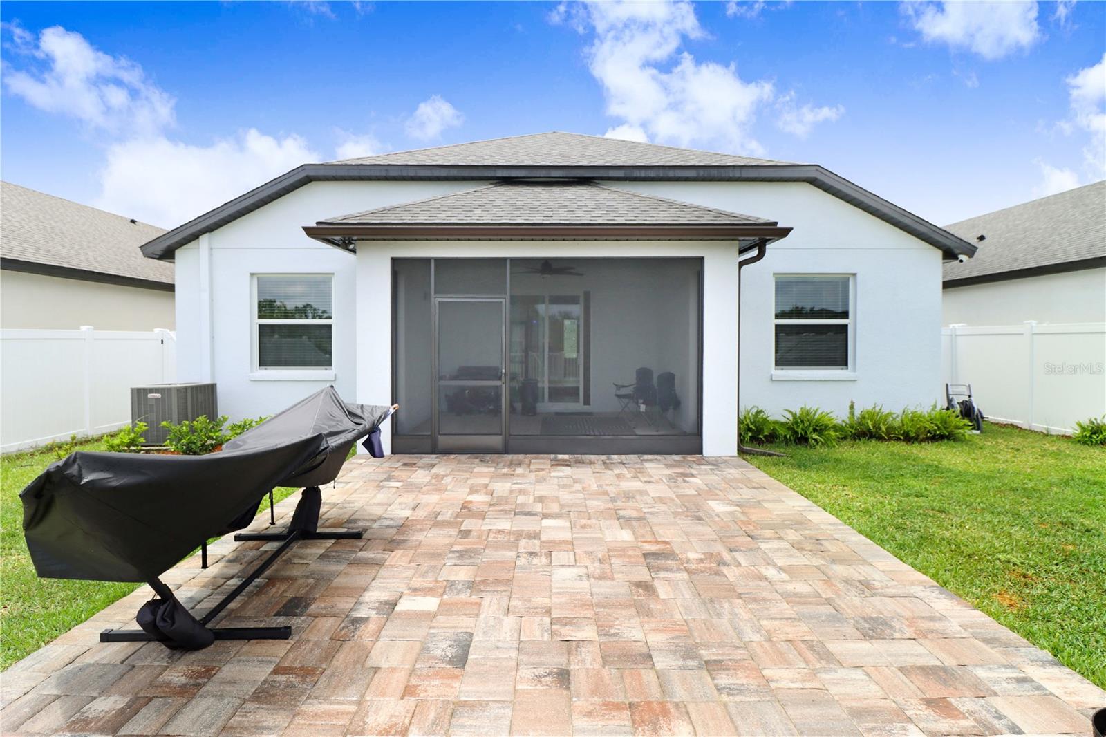 IMPERIAL LAKES RESIDENTIAL - Residential Lease