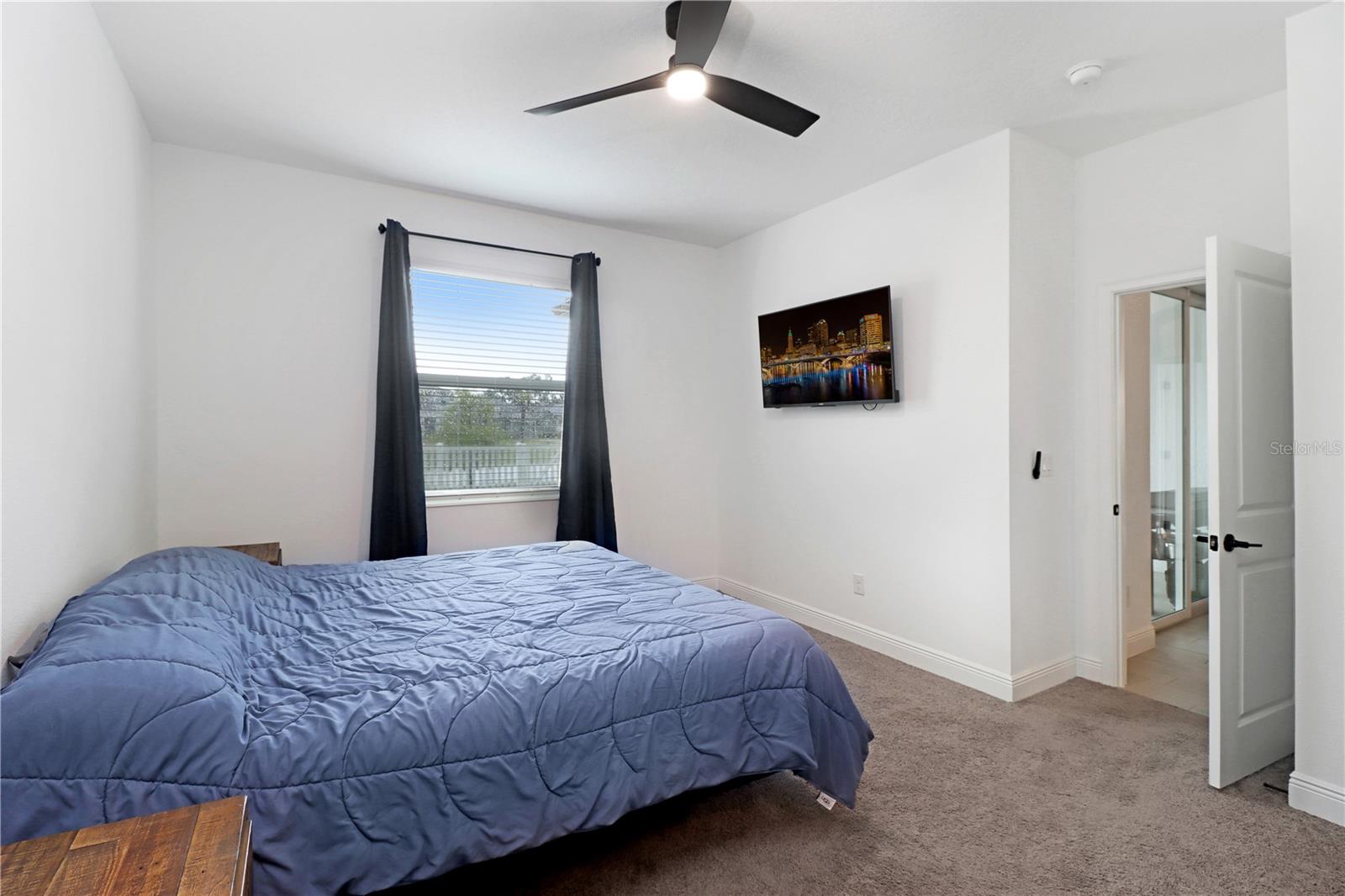 IMPERIAL LAKES RESIDENTIAL - Residential Lease