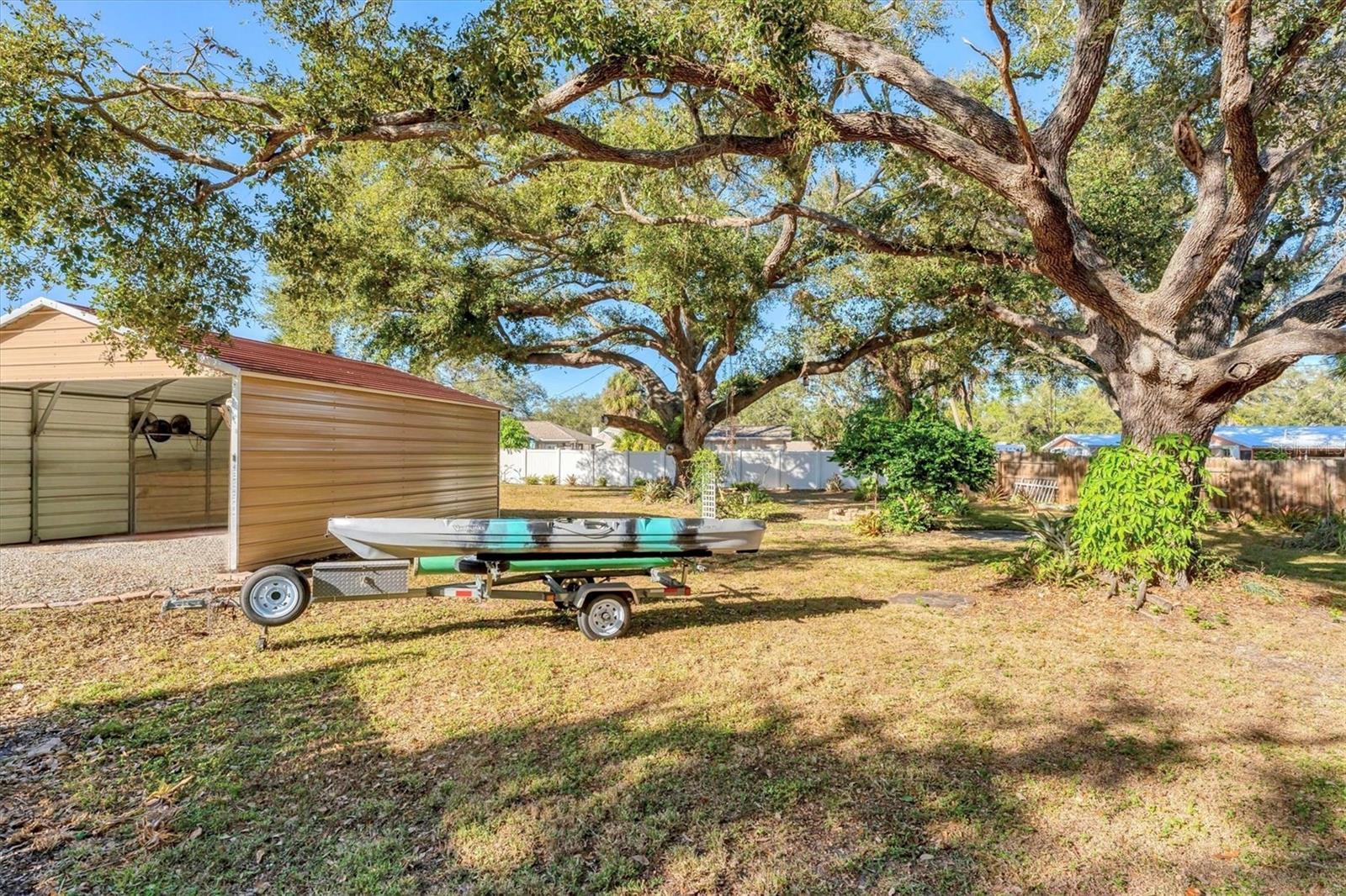 SOUTH VENICE - Residential