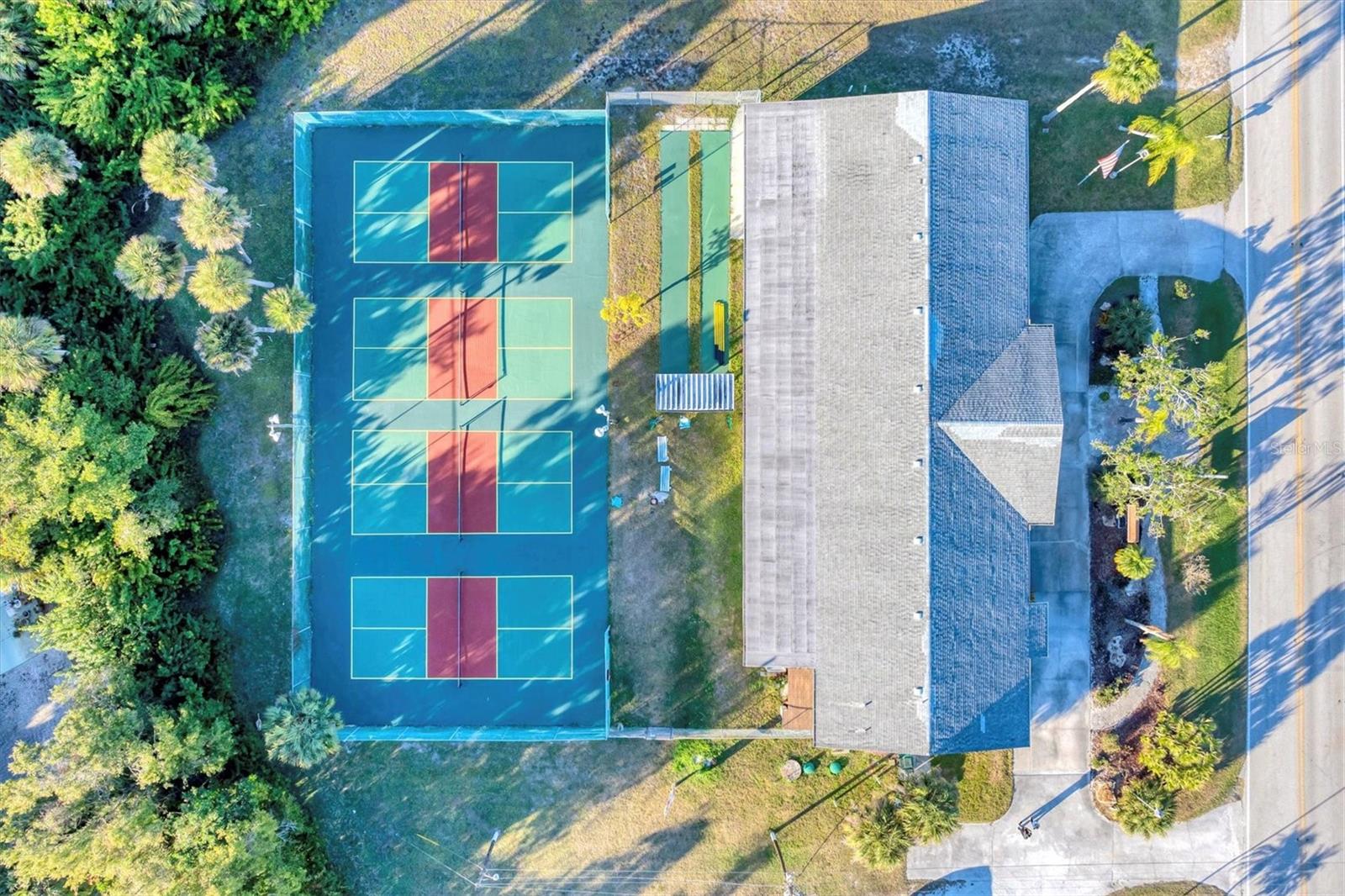 SOUTH VENICE - Residential