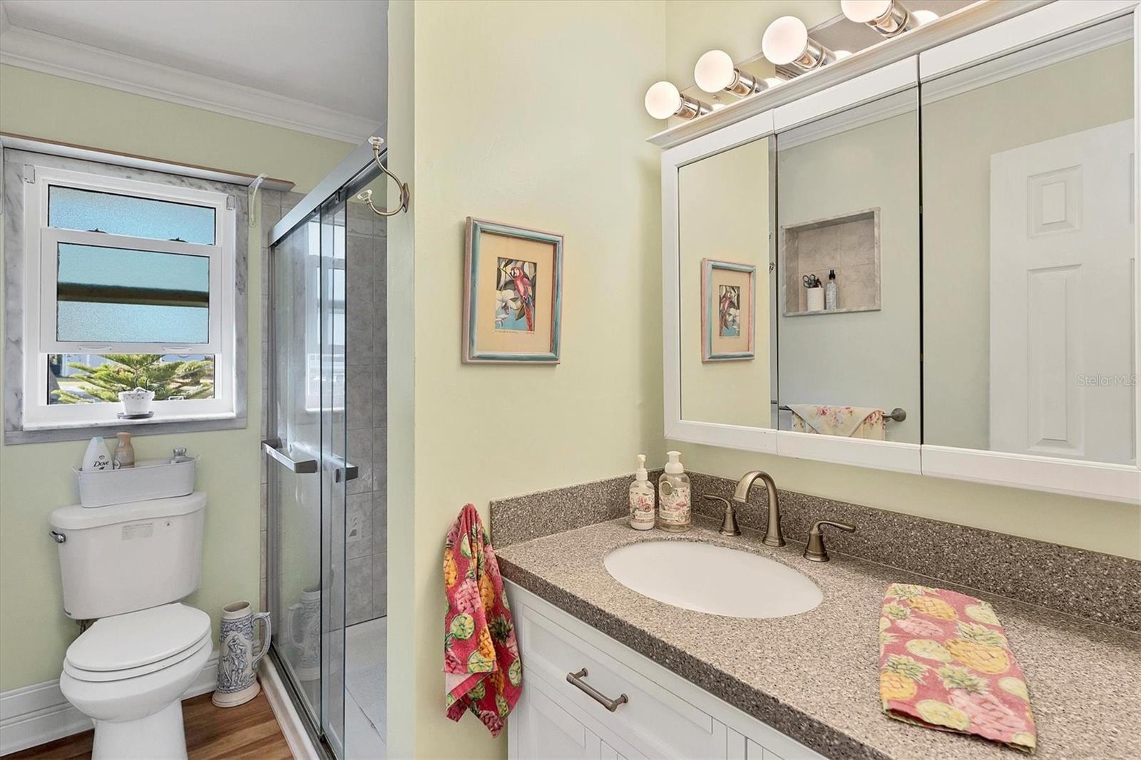 SOUTH VENICE - Residential