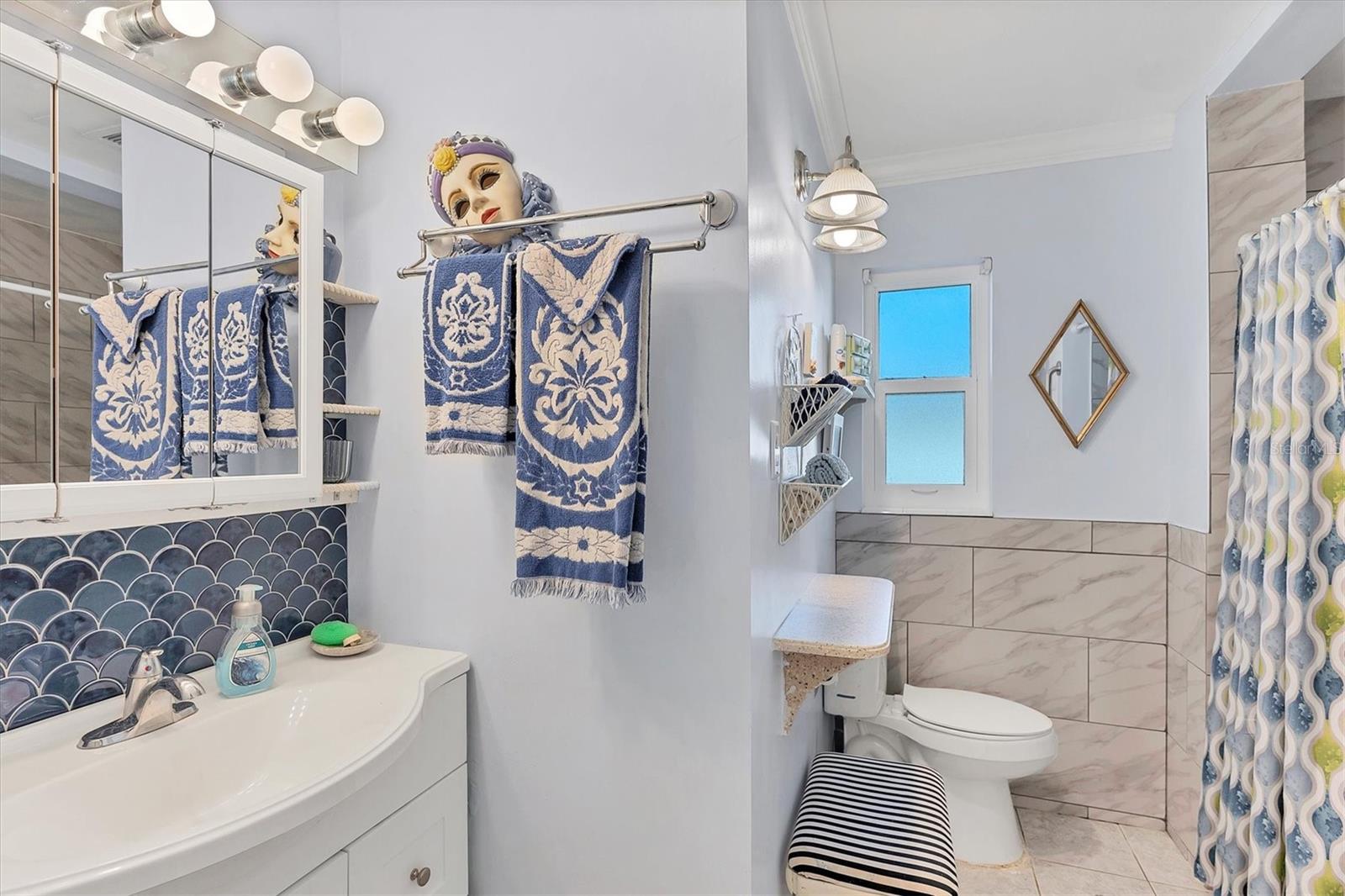 SOUTH VENICE - Residential