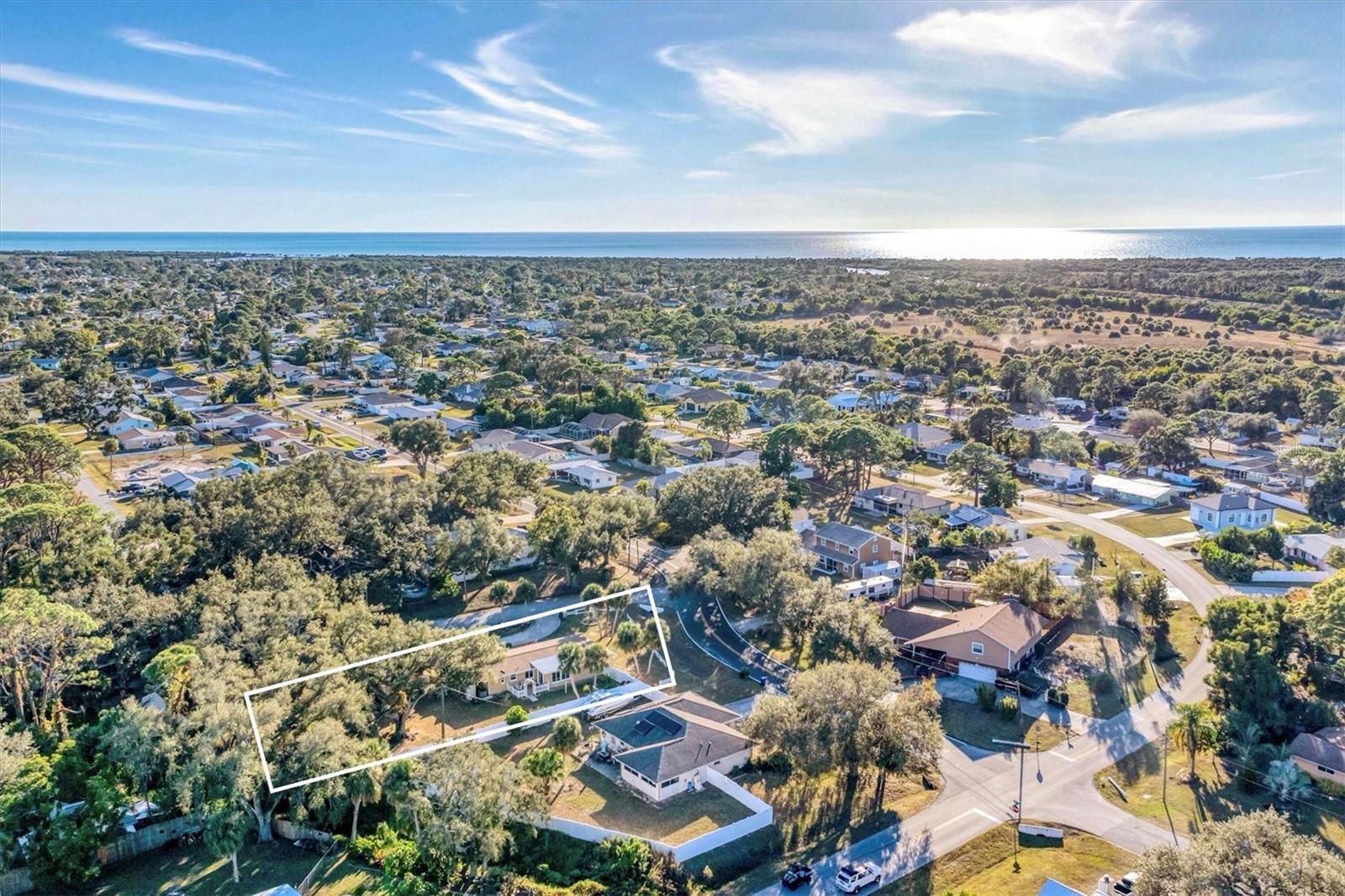 SOUTH VENICE - Residential