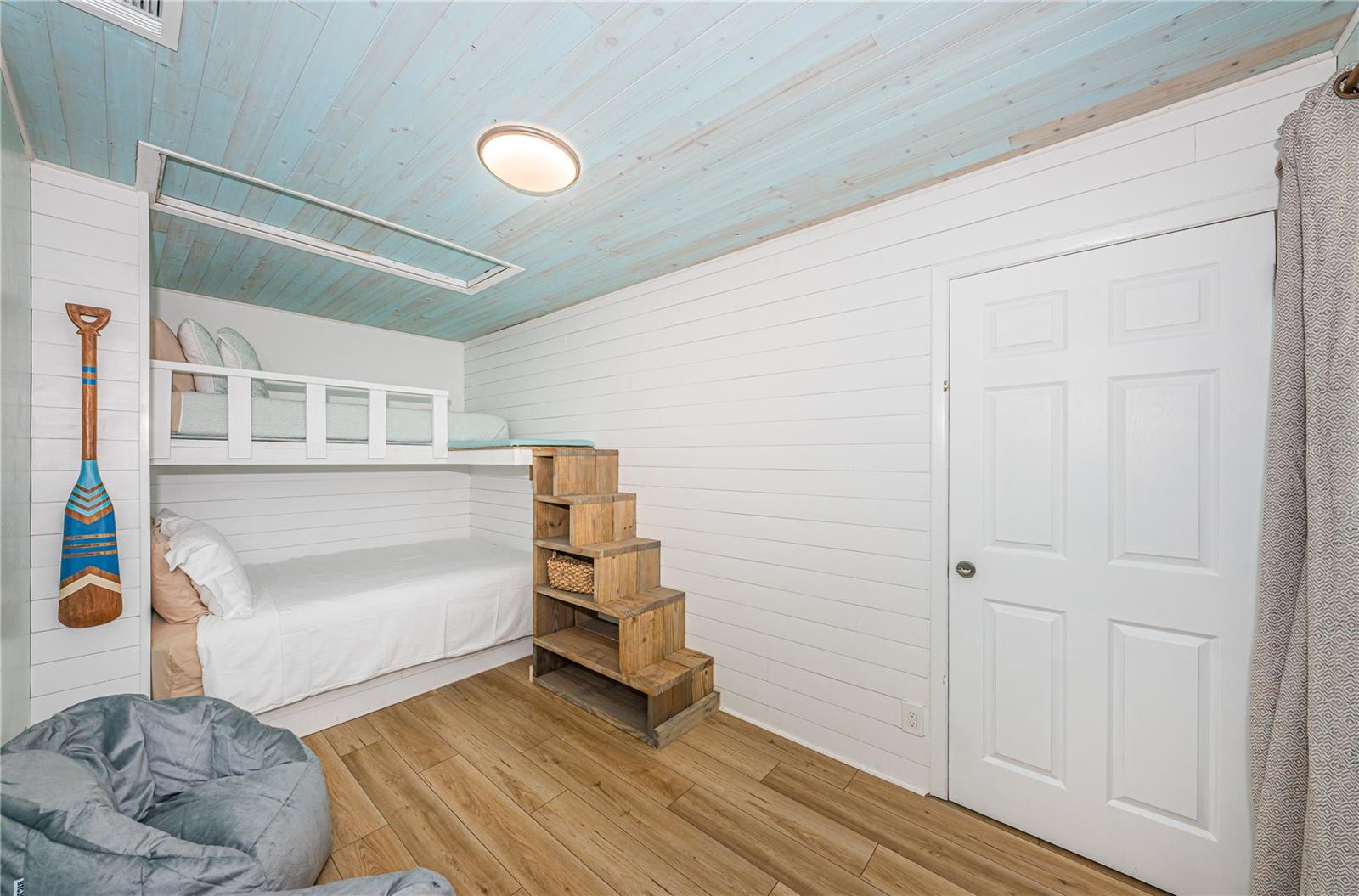 HARBOR SHORES 2ND ADD - Residential Lease