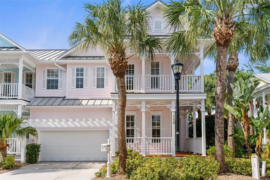 Photo of 916 Hemingway Circle, Tampa, FL 33602 (MLS # TB8379025)