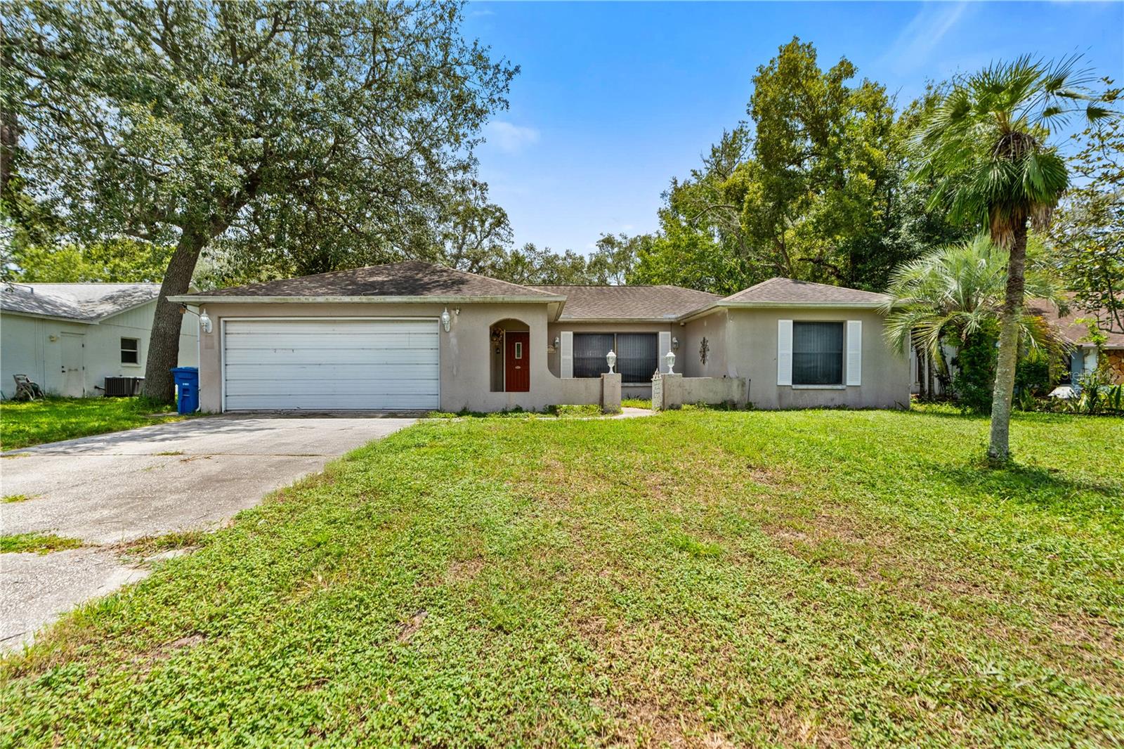 WOW!!! LOCATION!!! NO FLOOD REQUIRED! NO HOA! NO CDD FEES! NO REAR NEIGHBORS! This 3 Bedrooms 2 Bathrooms, 2 Car Garage SALTWATER POOL HOME is a must see!!! Home features stainless-steel appliances, water softener, washer & Dryer, eat-in kitchen area, Snack bar, formal dining rm, formal living rm, family rm, walk-in closets, split bedroom plan, inside laundry room, side garage door, and so much more all with a beautiful park-like setting back yard! Close to shops, restaurants, easy commute to and from Sun Coast/Veteran’s Highway, close to world-famous beaches, Weeki Wachee Mermaid Park, golf courses, Busch Gardens, culture and sport events in the Tampa and St. Petersburg area. Tampa airport and Tarpon Springs, Sponge Docks. COME ENJOY FLORIDA’S LIFESTYLE AT ITS BEST!!!