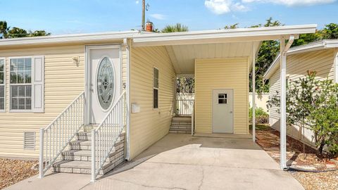 A home in SARASOTA