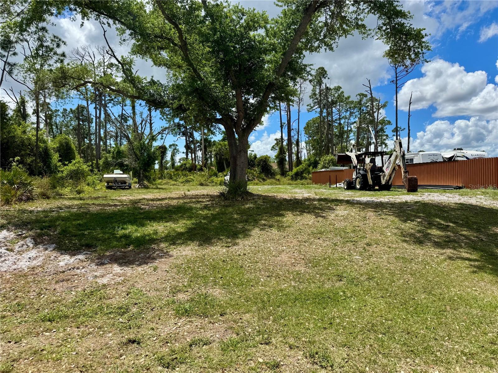 PORT CHARLOTTE SUB 52 - Land