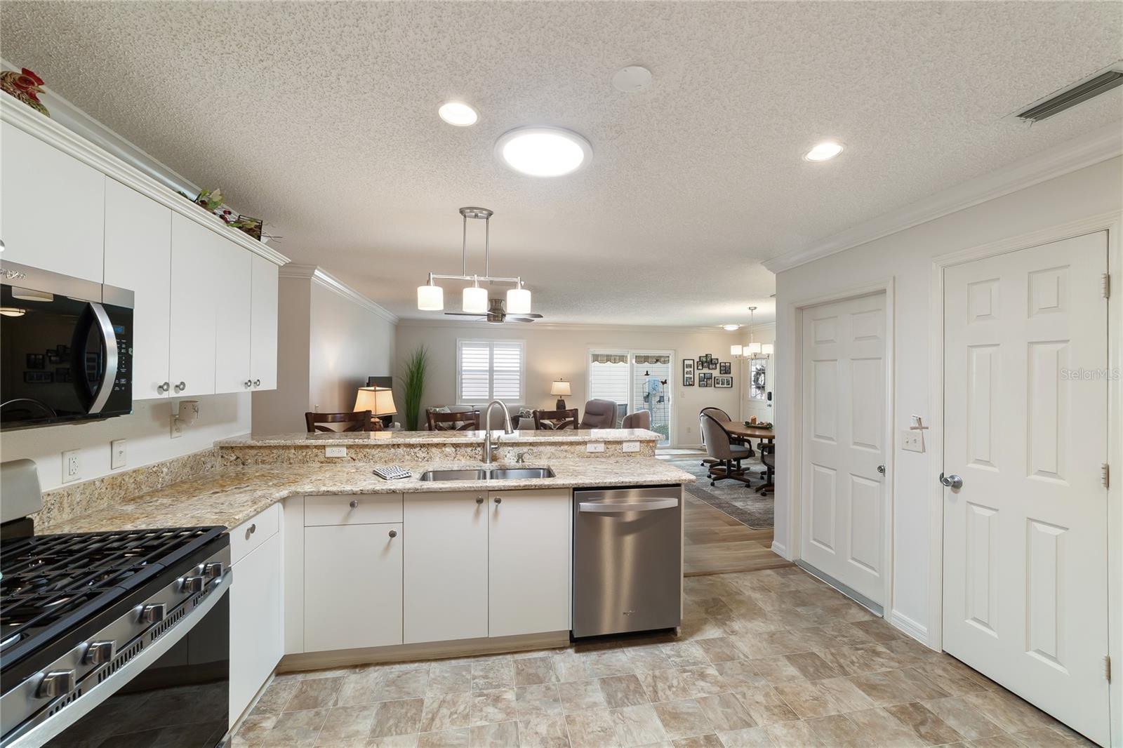 VILLAGES OF SUMTER SOUTHERN OAKS VILLAS - Residential