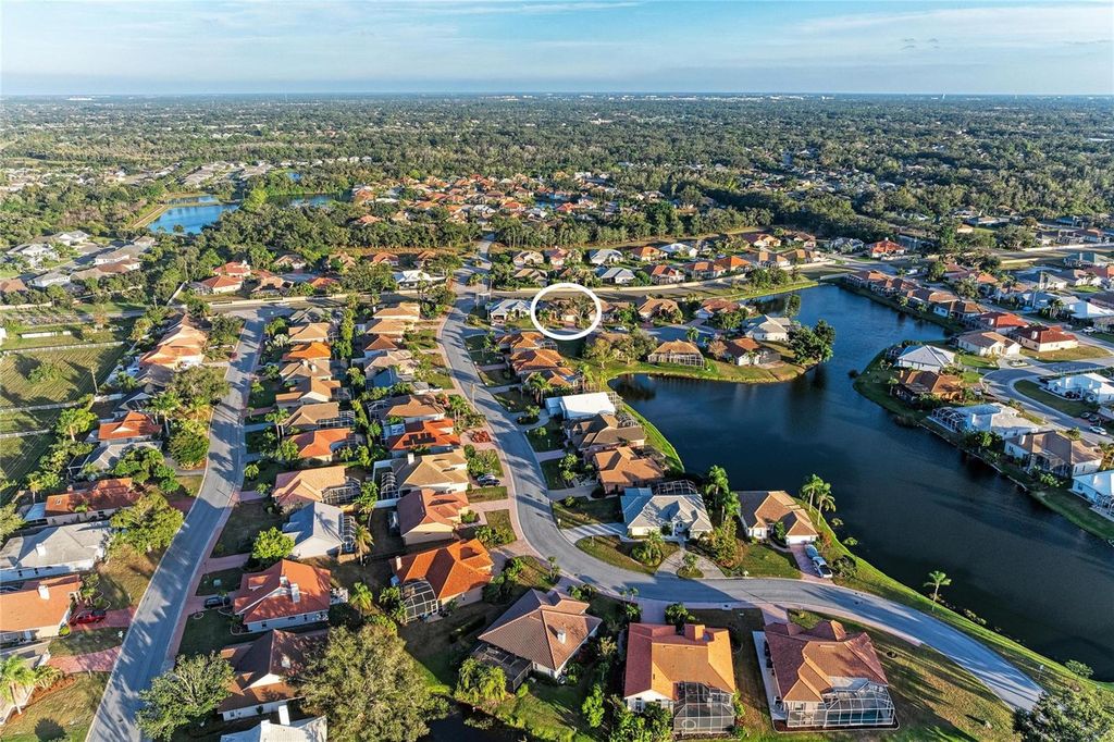 Photo of 7207 38th Court E, Sarasota, FL 34243 (MLS # A4675040)