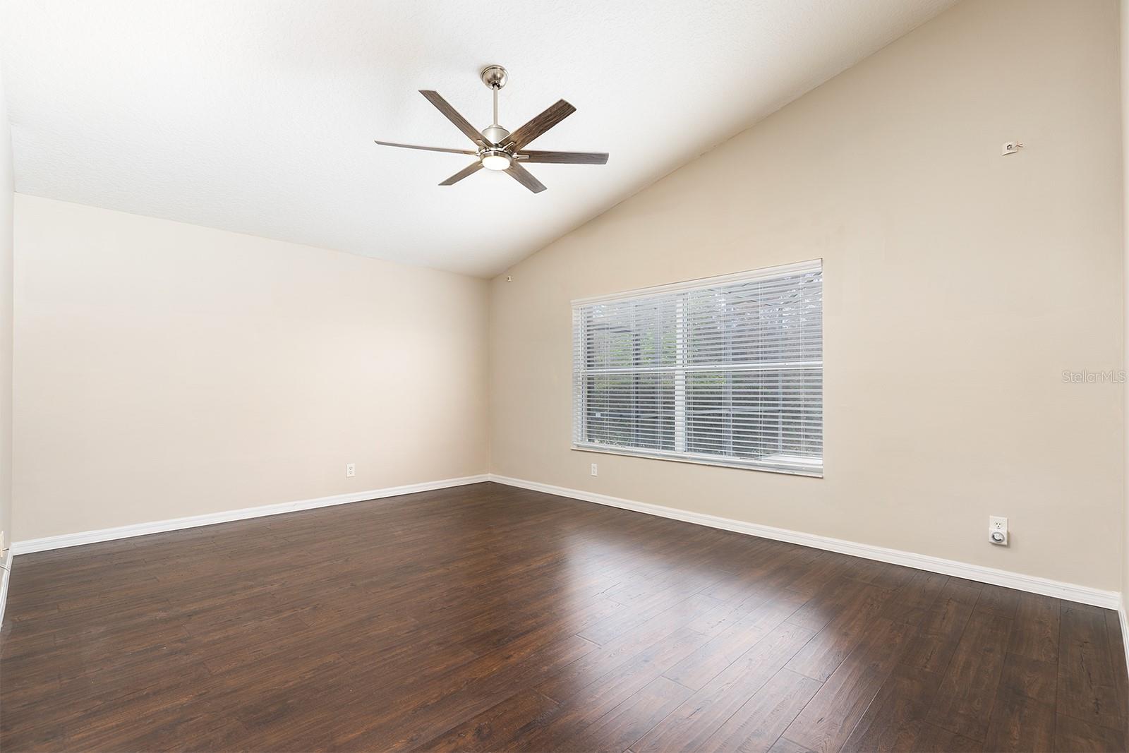 STONEYBROOK - Residential