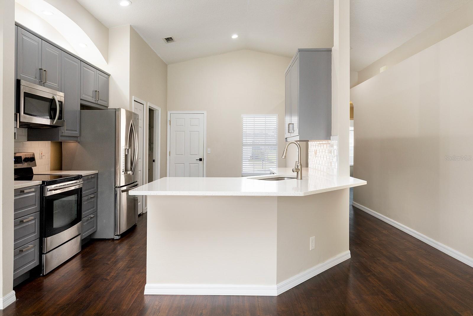 STONEYBROOK - Residential