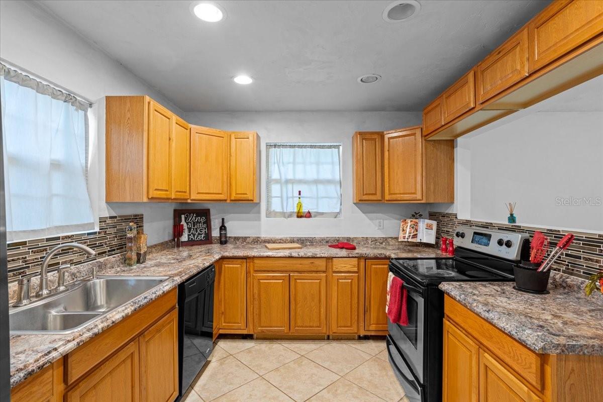 LAKE RIDGE SUB - Residential